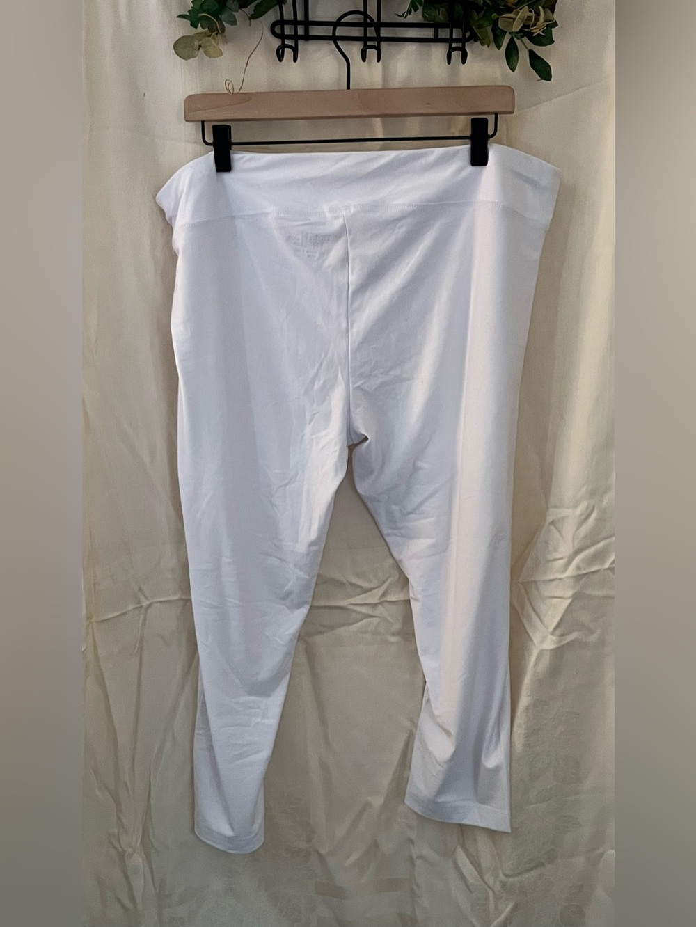 Time and Tru White Women's Leggings - Wide Waistband - Picture 2 of 5